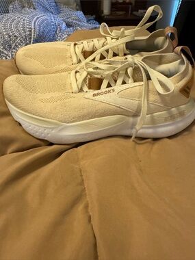 Brooks Glycerin Women’s Running Shoes Marshmallow
